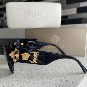 VERSACE SUNGLASSES